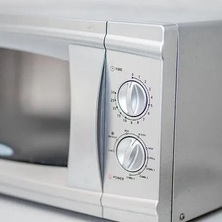 Cozy, Modern In The Heart Of St Julians *