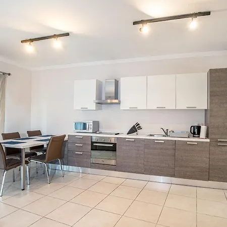 Cozy, Modern In The Heart Of St Julians 公寓